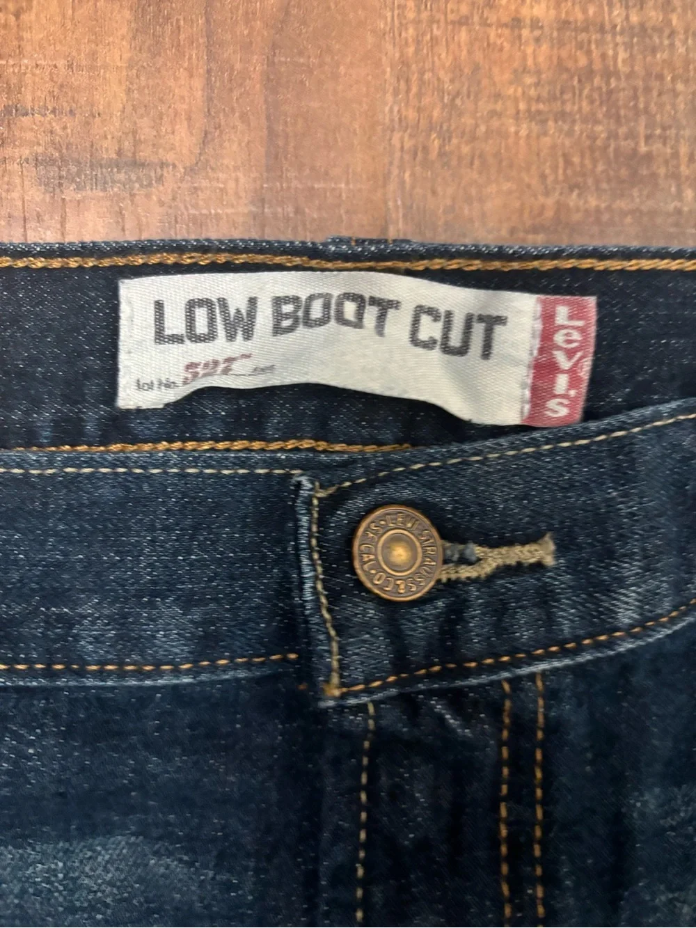 Men’s Levi’s denim Jean Low Bootcut 527  36 x 34 new with tag dark wash
